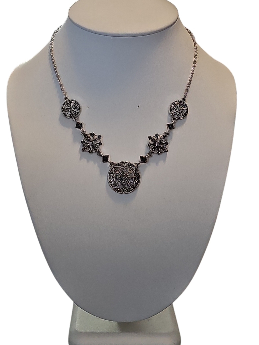 Crown Trifari Vintage Elegant Silver Filigree Marcasite Medallion Necklace
